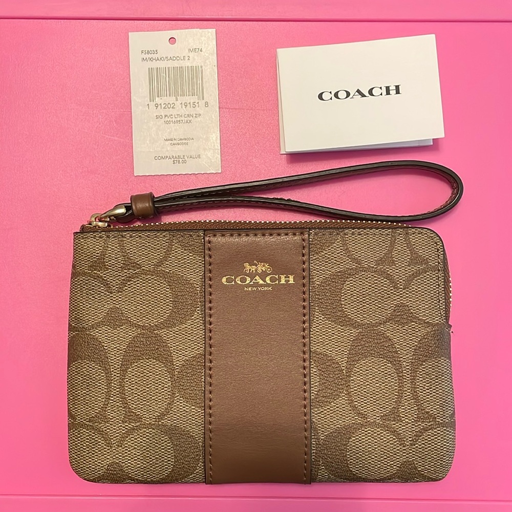 COACH signature print wristlet. NWT